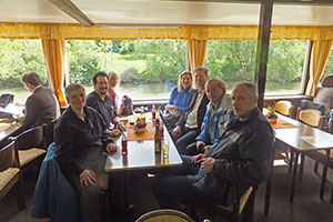 Alexandra-Freunde auf dem Schiff